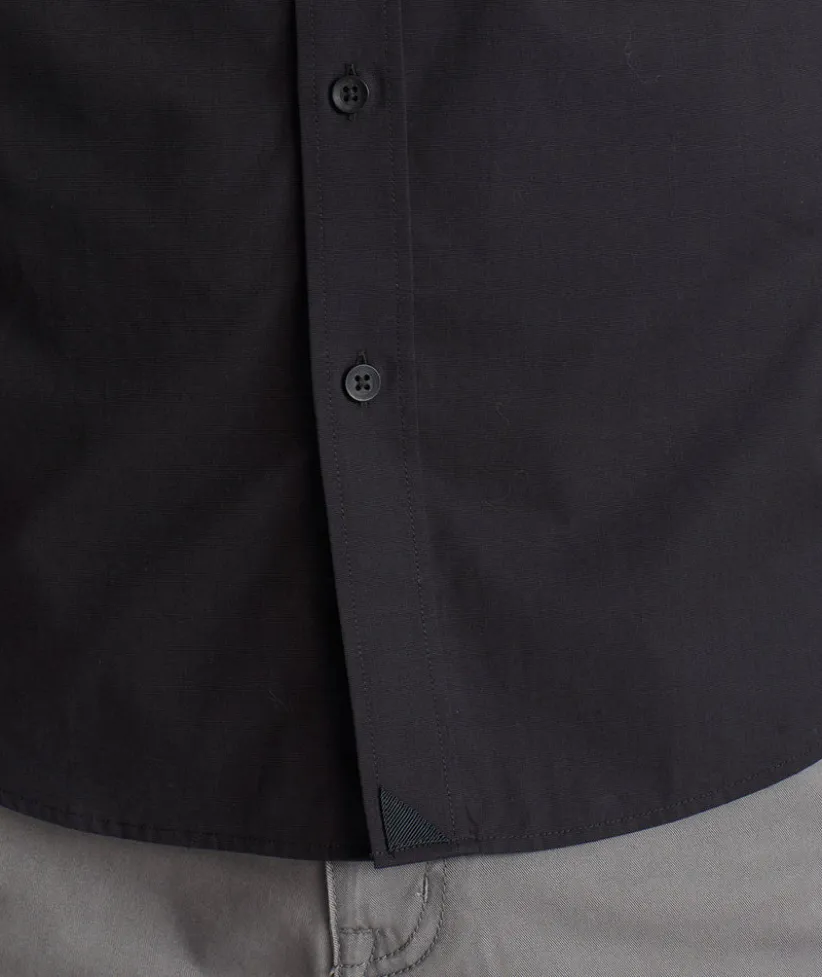 classic-short-sleeve-coufran-s-odgxuPnJ-1.webp Button-Down Shirts>UNTUCKit Classic Short-Sleeve Coufran Shirt