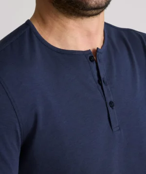 Tees & Henleys>UNTUCKit EcoSoft™ Short-Sleeve Henley