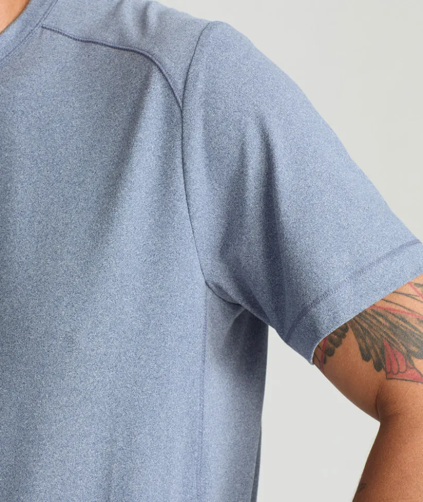 performance-tee-KqNtvlVF-3.webp Tees & Henleys>UNTUCKit Performance Tee Blue